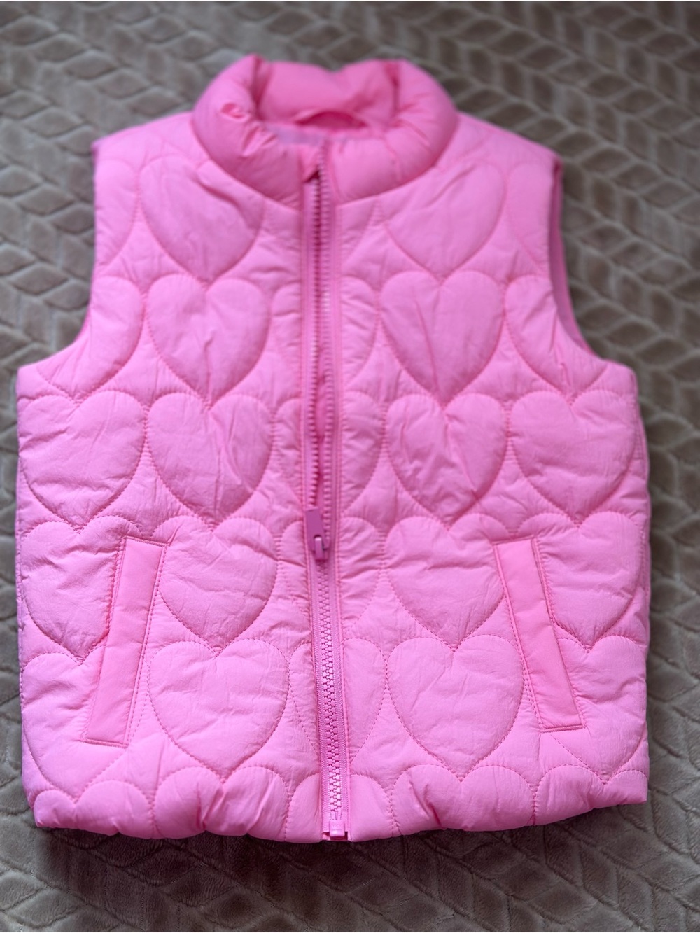 Old Navy Girls’ Pink Heart Quilted Puffer Vest – Size 5T